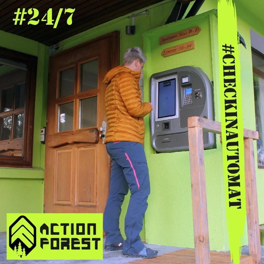 Action Forest Hotel - Kletterwald - Lasertag - Naehe Badeparadies ティティゼー・ノイシュタット エクステリア 写真