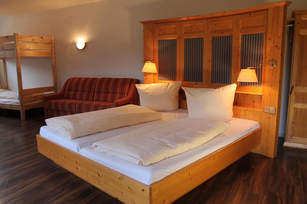 Action Forest Hotel - Kletterwald - Lasertag - Naehe Badeparadies ティティゼー・ノイシュタット 部屋 写真